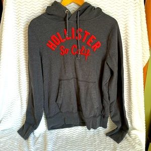 Hollister Sweatshirt Medium